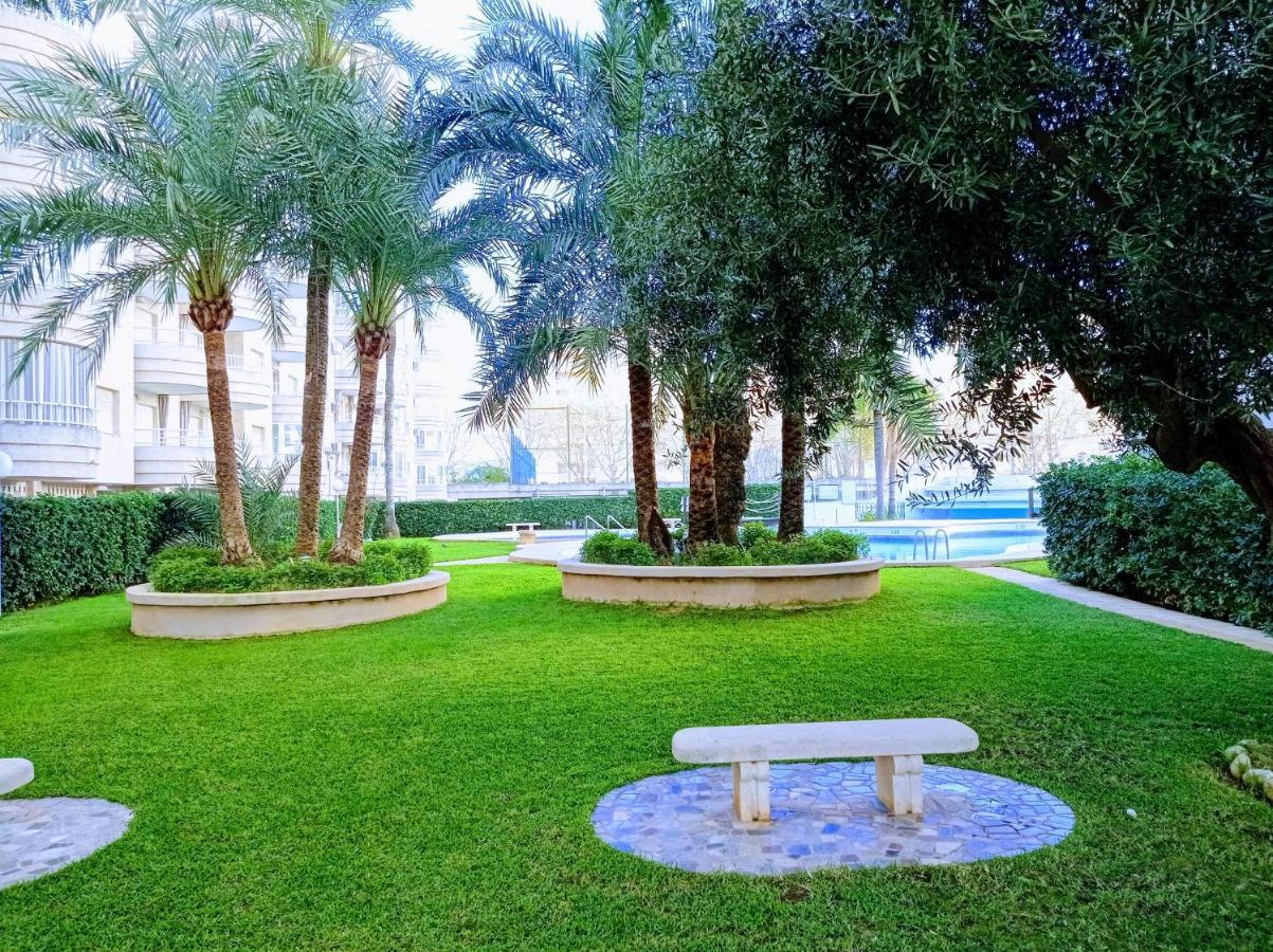 Tropicana Park Solo Familias Serviplaya Гандия Екстериор снимка